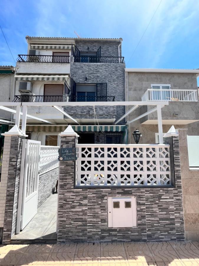 Prachtig Gemoderniseerde Woning Op 250 Meter Van Het Strand سانتا بولا المظهر الخارجي الصورة